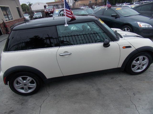 Mini Cooper 2006 photo 6