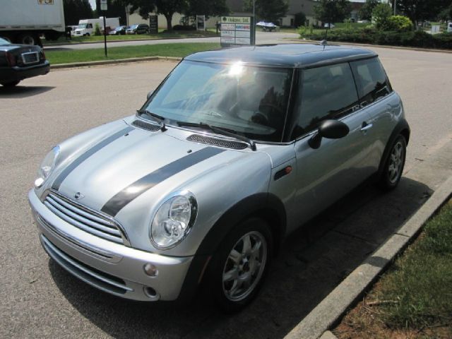 Mini Cooper 2006 photo 9