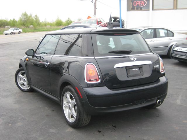 Mini Cooper 2007 photo 18