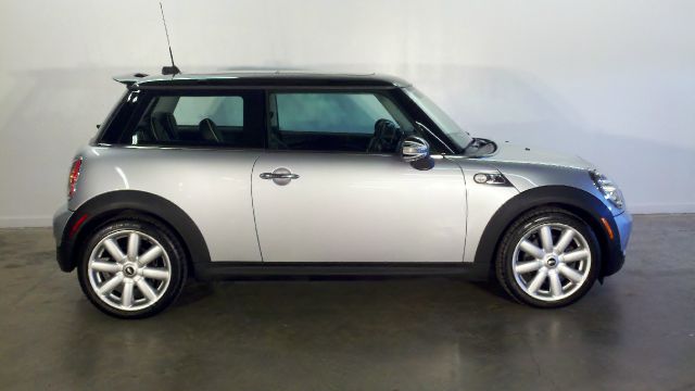 Mini Cooper 2007 photo 17