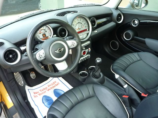 Mini Cooper 2007 photo 11