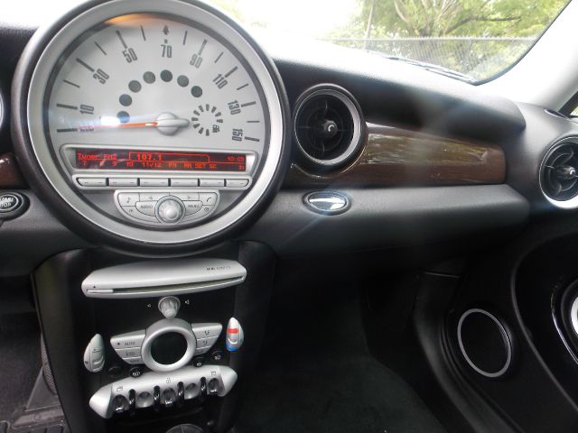 Mini Cooper 2007 photo 15