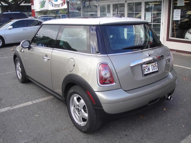 Mini Cooper Base Hatchback