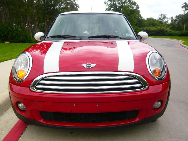 Mini Cooper Base Hatchback