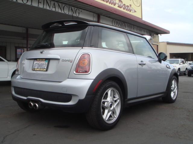 Mini Cooper 2008 photo 3