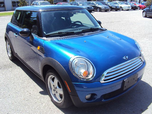 Mini Cooper Base Hatchback