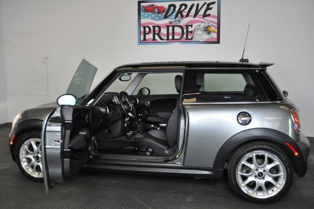 Mini Cooper 2008 photo 3