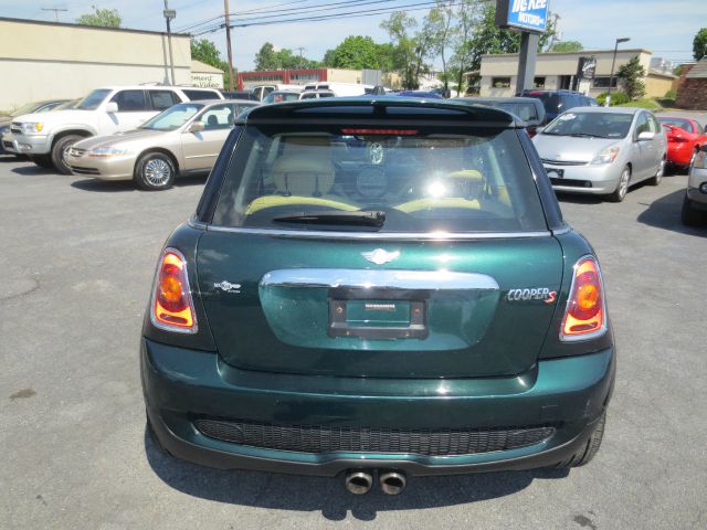 Mini Cooper 2008 photo 17