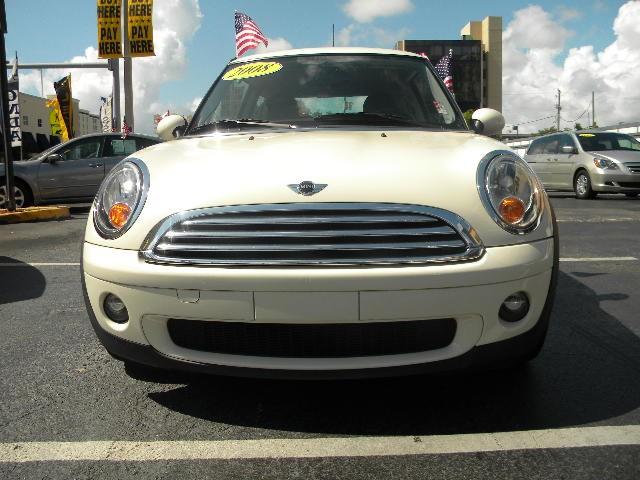 Mini Cooper 2008 photo 1