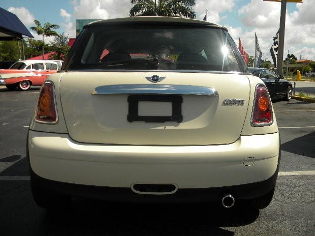 Mini Cooper 2008 photo 2