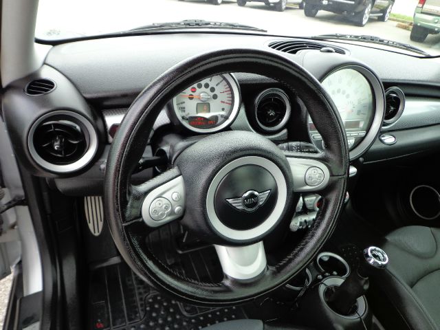 Mini Cooper 2009 photo 18