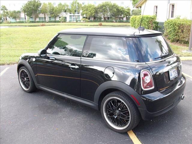 Mini Cooper 2009 photo 1