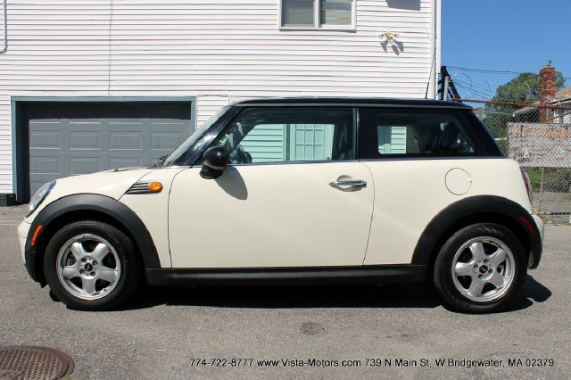 Mini Cooper 2009 photo 1