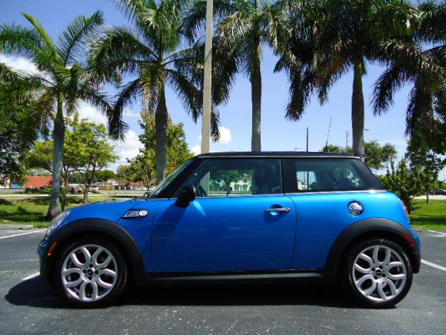 Mini Cooper 2009 photo 1