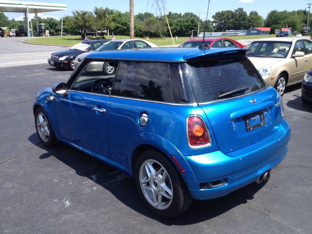 Mini Cooper 2009 photo 2