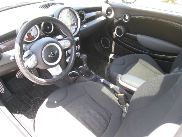 Mini Cooper 2009 photo 18