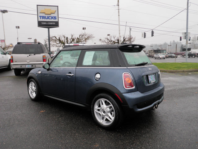 Mini Cooper 2010 photo 3