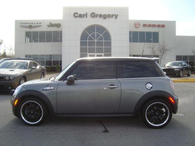 Mini Cooper 2010 photo 1