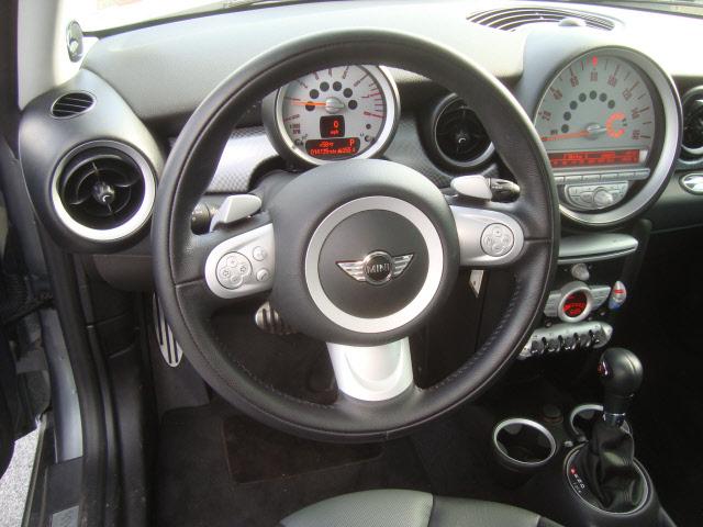 Mini Cooper 2010 photo 3