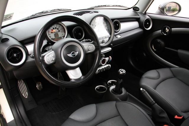 Mini Cooper 2010 photo 49