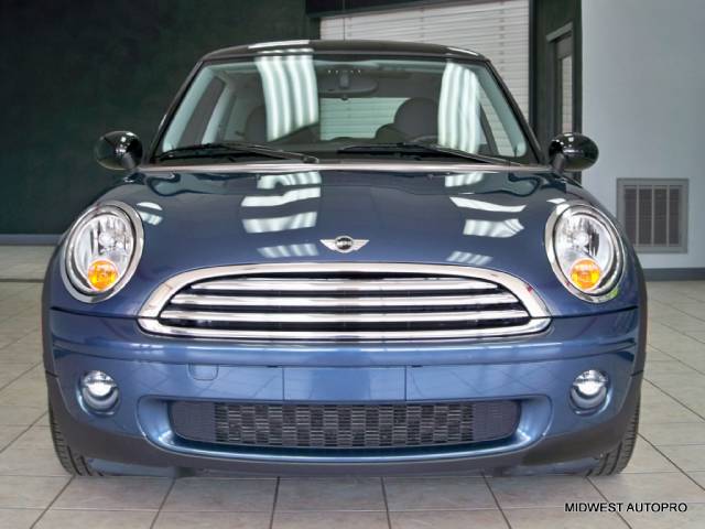 Mini Cooper 2010 photo 1