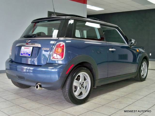 Mini Cooper 2010 photo 3