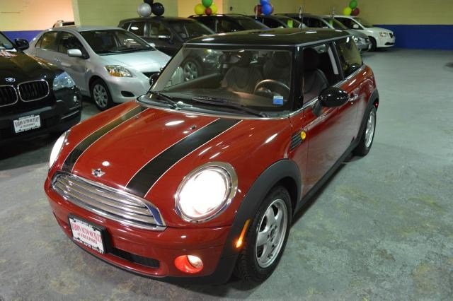 Mini Cooper Base Unspecified