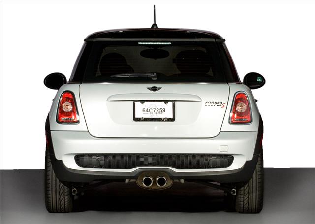 Mini Cooper 2010 photo 1