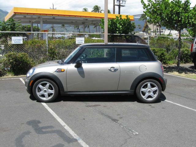 Mini Cooper 2010 photo 1