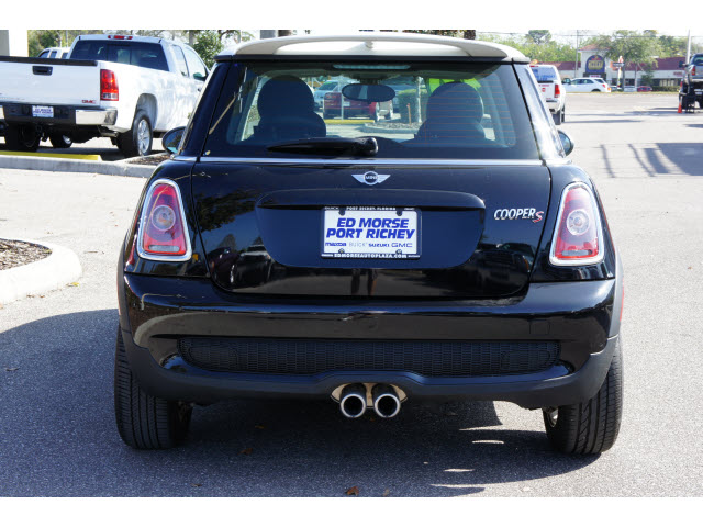 Mini Cooper 2010 photo 3