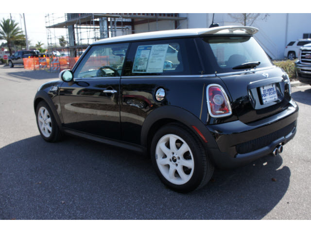 Mini Cooper 2010 photo 4