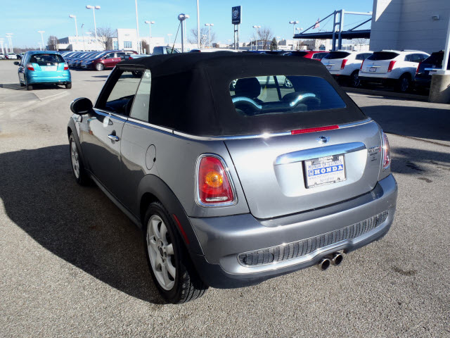 Mini Cooper 2010 photo 4