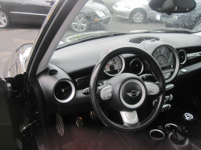 Mini Cooper 2010 photo 5