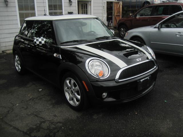 Mini Cooper 2010 photo 8