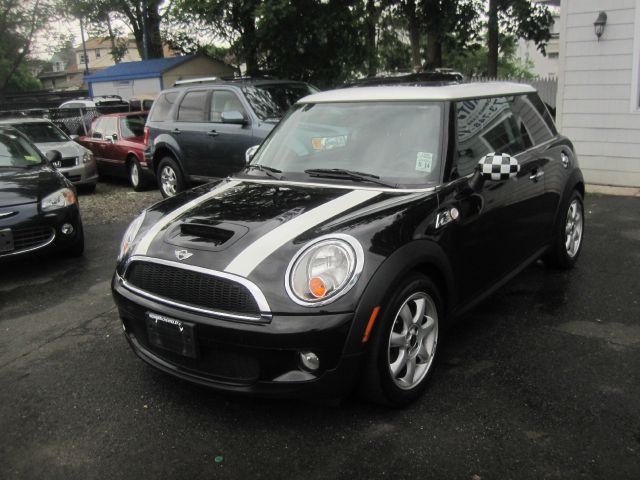 Mini Cooper 2010 photo 9