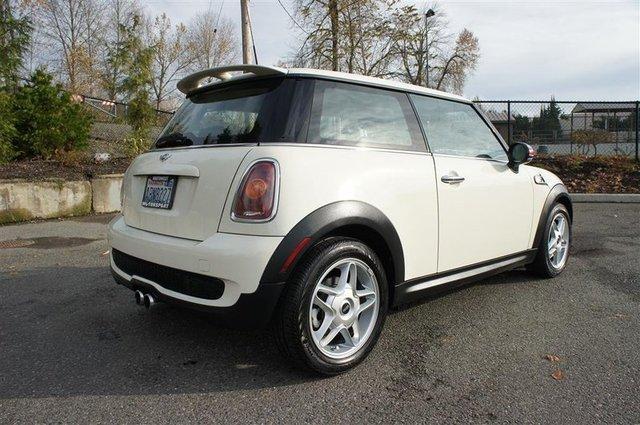 Mini Cooper 2010 photo 0