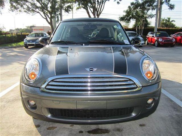 Mini Cooper 2010 photo 3