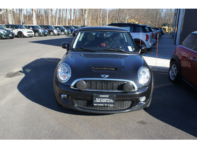 Mini Cooper 2010 photo 1