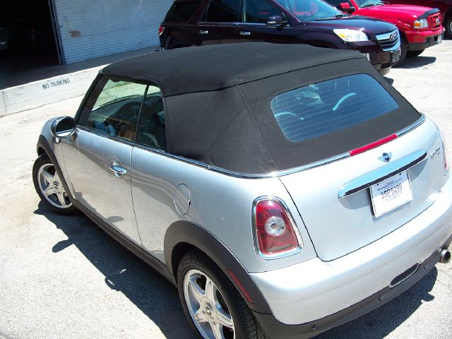 Mini Cooper 1.8T Quattro Convertible