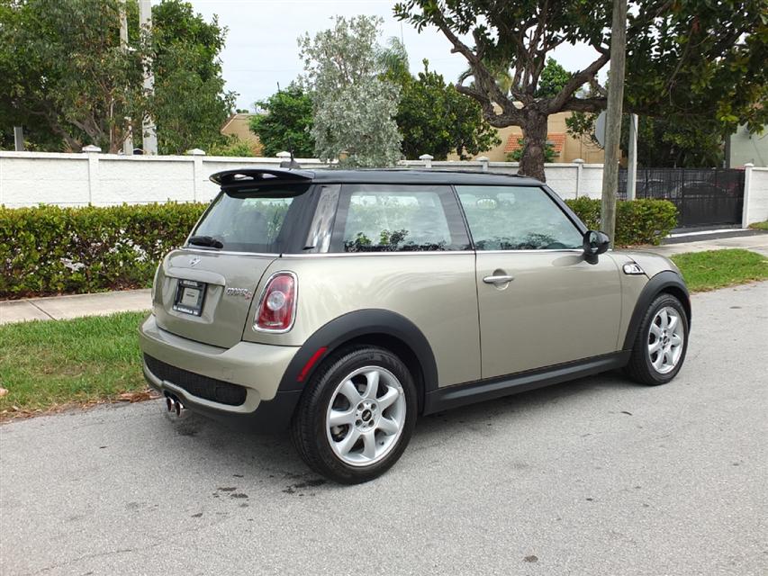 Mini Cooper 2010 photo 4