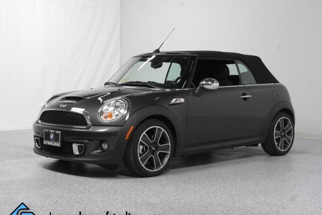 Mini Cooper 2011 photo 2