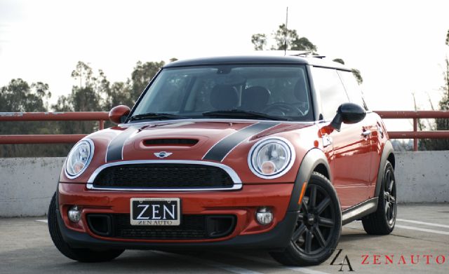 Mini Cooper 2011 photo 4