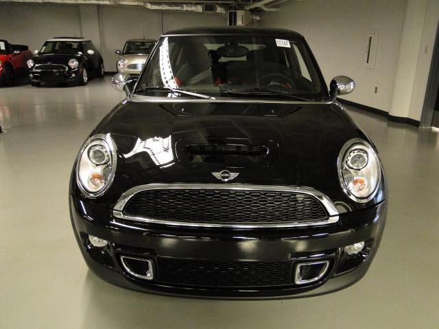 Mini Cooper 2012 photo 1