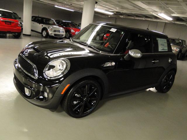 Mini Cooper 2012 photo 2