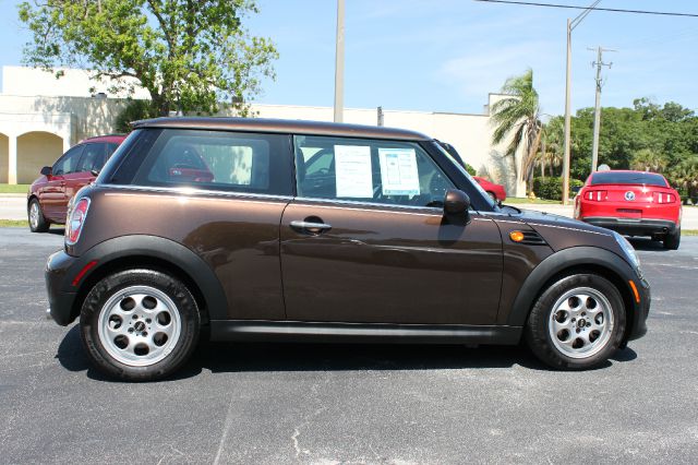 Mini Cooper 2012 photo 18