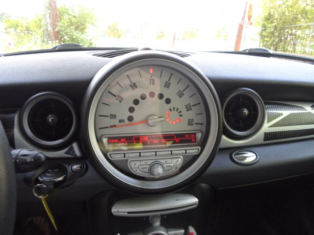 Mini Cooper Clubman 2008 photo 8