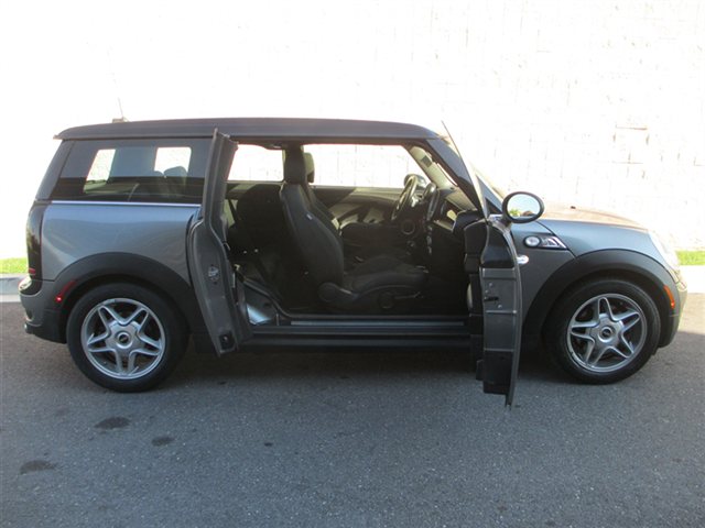 Mini Cooper Clubman 2009 photo 1