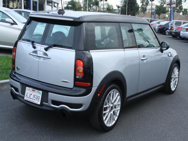 Mini Cooper Clubman 2009 photo 2