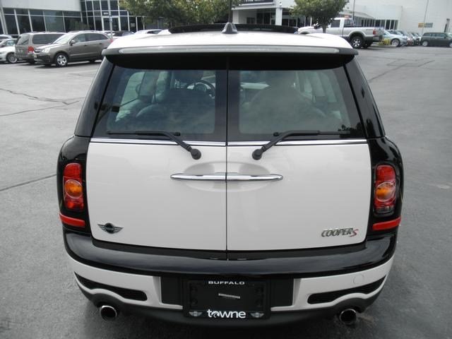 Mini Cooper Clubman 2010 photo 5