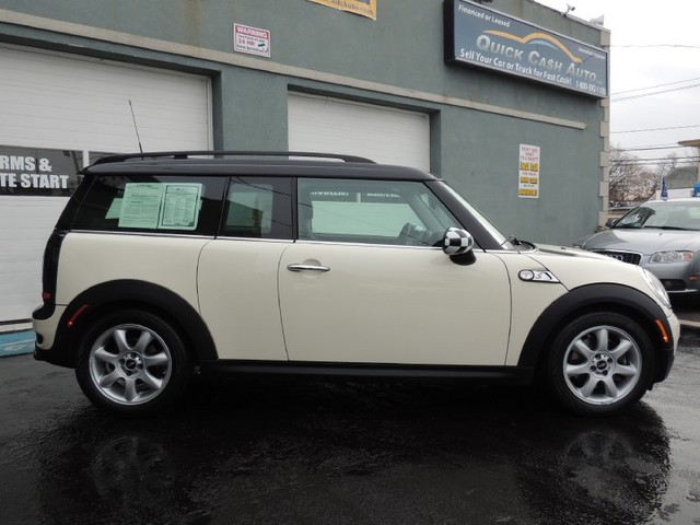 Mini Cooper Clubman 2010 photo 1